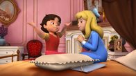 Heidi – Heidi weiht Clara in ihren Plan ein.