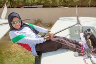 Unbekanntes Arabien – Die 26-jährige, international erfolgreiche omanische Sportlerin Ibtisam al-Salmi beim Segeltraining