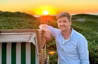Was kostet... – Sylt – die Lieblings-Nordsee-Insel der Deutschen hat viel zu bieten, gilt allerdings nicht gerade als Schnäppchen unter den Urlaubsinseln. Aber wie teuer ist 1 Woche Urlaub auf Sylt genau?