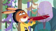 Rabbit Academy - Die Häschenschule – Max ist sehr vorsichtig mit dem kostbaren Staffelstab der Weisheit.