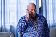 Claws – Dean Norris (Uncle Daddy).