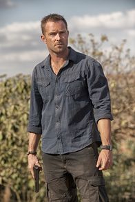 Strike Back – Strike Back (2012)