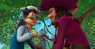 Peter Pan - Neue Abenteuer – John nimmt die Herausforderung an, die ihm sein Totemtier gestellt hat, und fordert Captain Hook heraus. Mit dem Okular eines Fernrohrs hat John sein Sehproblem gelöst, und mit Eisenhaken an den Händen kann er klettern wie ein Affe.