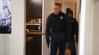 Chicago P.D. – Hank Voight (Jason Beghe) und Kiana Cook (Toya Turner)