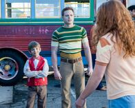 The Kids Are Alright – (v.li.): Santino Barnard (Pat), Caleb Foote (Eddie).