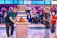 1, 2 oder 3 – Heute ist Marie als Kamerakind Teil des Aufnahmeteams.
