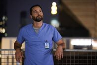 New Amsterdam – NEW AMSTERDAM -- "This Be The Verse" Episode 405 -- Pictured: Ryan Eggold as Dr. Max Goodwin -- (Photo by: Will Hart/NBC)