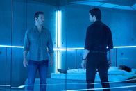 The Passage - Das Erwachen – Brad Wolgast (Mark-Paul Gosselaar, l.); Clark Richards (Vincent Piazza, r.)