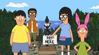 Bob's Burgers – Arbeiten daran, den Nudistenstrand durch ein Teleskop zu beobachten: Louise (r.), Gene (l.) und Tina (2.v.r.) arbeiten mit Darryl (2.v.r.) ...