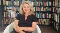 TierART – Prof. Dr. Jessica Ullrich ist Kunsthistoriker mit dem Schwerpunkt Tier-Mensch-Beziehungen in den Künsten und der Ästhetik.