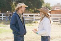 Bless This Mess – Mike (Dax Shepard, l.); Stacey (Jessica St. Clair, r.)