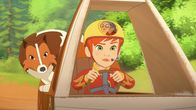 Lassie – Das Rennteam Zoé und Lassie gibt sein Bestes, um für Mrs. Lee den Sieg einzufahren.