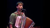 BR Retro: Back on Stage – Auftritt von "Hubert von Goisern und die Original Alpinkatzen" bei "Alabama in Concert" am 14.03.1994.