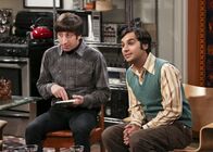 The Big Bang Theory – Kann Howard (Simon Helberg, l.) Rajs (Kunal Nayyar, r.) außergewöhnliches Desaster-Date mit seinen zahlreichen Ex-Freundinnen noch retten?; Kann Howard (Simon Helberg, l.) Rajs (Kunal Nayyar, r.) außergewöhnliches Desaster-Date mit seinen zahlreichen Ex-Freundinnen noch retten?