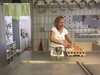 ATV - Die Reportage – Marzipanina in Sandleiten3