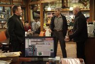Last Man Standing – Sie müssen der Tatsache, dass jeder Mensch altert, ins Auge blicken: Mike (Tim Allen, l.), Bud (Robert Forster, M.) und Ed (Hector Elizondo, r.) ...