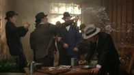 XY history – Während die Berlin-Blockade 1948/49 West-Berlin in Atem hält, gelingt der Gladow-Bande ein krimineller Coup nach dem anderen.