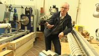 SMS - Schwanke meets Science – Mit solchen Bohrköpfen schneiden die Forscher am Alfred-Wegener-Institut für Polar- und Meeresforschung (AWI) in Bremerhaven in das ewige Eis Grönlands und der Antarktis, um ihm die Klimageheimnisse der Vergangenheit zu entlocken.