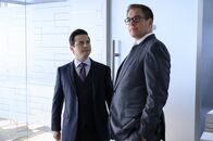 Bull – L -R Benny Colón ( Freddy Rodriguez) und Jason Bull (Michael Weatherly)