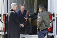 Navy CIS – L-R: Leroy Jethro Gibbs (Mark Harmon), Mike Wolfe (as himself), Nick Torres (Wilmer Valderrama).