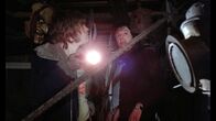 Im Rampenlicht des Bösen – L-R: Simon (Robin Askwith), Mike (Ray Brooks)