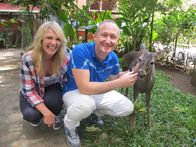 Verrückt nach Meer – Reiseleiter Bernd und Entertainment-Managerin Cori besuchen eine Wildtier Auffangstation in Costa Rica