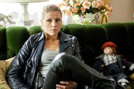 Janus – Franziska Weisz (Cara Horvath).
