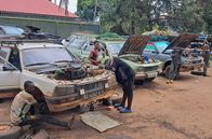 Wilde Wege – Werkstatt in Guinea
