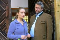 Die Rosenheim-Cops – L-R: Nadine Altmann (Leoni Beckenbach) and Anton Stadler (Dieter Fischer)