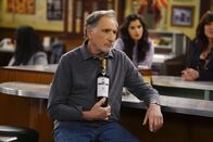 Superior Donuts – Arthur (Judd Hirsch)