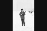 Signes – Rolf Ruf (1963) auf den gefrorenen Zürichsee