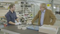 Deutschland in ... – Der Archäologe Prof. Dr. Harald Meller (r.), im Gespräch mit Mirko Drotschmann (l.). Der Professor ist seit über 20 Jahren dem Rätsel der Himmelsscheibe auf der Spur.