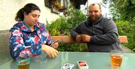 Bauer, ledig, sucht... – Simon (r.)