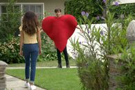 Modern Family – L-R: Haley Dunphy (Sarah Hyland) and Dylan Marshall (Reid Ewing)