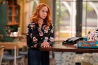 Call Me Kat – Sheila (Swoosie Kurtz)