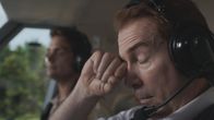 Mayday - Alarm im Cockpit – REENACTMENT - Sechsundzwanzig Monate nach dem Absturz der Sydney Seaplanes DHC-2 entdecken die Ermittler, dass der Pilot und die Passagiere hohe Kohlenmonoxidwerte im Blut hatten. (Cineflix 2022)