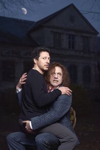 Der Upir – Fahri Yardim (l.); Rocko Schamoni (r.)