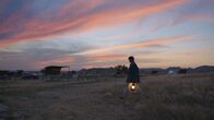 Nomadland – Als moderne Nomadin lebt Fern (Frances McDormand) zumeist auf weitläufigen Campingplätzen.