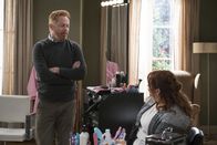 Modern Family – L-R: Mitchell Pritchett (Jesse Tyler Ferguson), Pameron Tucker (Dana Powell)