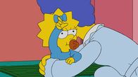 Die Simpsons – Maggie (l.); Marge (r.)