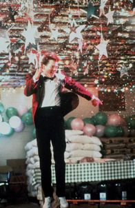 Footloose – Endlich kann Ren McCormack (Kevin Bacon, M.) tanzen, was das Zeug hält!