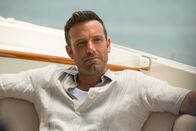 Runner Runner – Ivan Block (Ben Affleck), Betreiber einer Online-Poker-Plattform, führt ein Luxusleben in der Karibik. Kein Wunder, denn sein Programm hält für User ein Hintertürchen parat, das nicht zulässt, dass irgendjemand außer dem Betreiber selbst dort den Jackpot abräumt ...