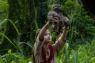 Godzilla vs. Kong – Kaylee Hottle als Jia