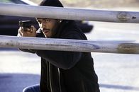Extreme Rage – Seit sieben Jahren kämpfen Vetter und Hicks (Larenz Tate) gegen das harte Drogennetz entlang der amerikanisch-mexikanischen Grenze, was ihnen den Spitznamen "Gunslingers" eingebracht hat. Ihre Beharrlichkeit zahlt sich schließlich aus, als es ihnen gelingt, Memo Lucero, den berühmt-berüchtigten Drahtzieher des Baja-Kartells festzunehmen ...