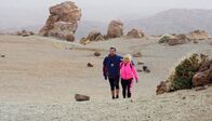 Verrückt nach Meer – Ausflug der Passagiere Cecilia und Bernd zum Teide auf Teneriffa. Weiteres Bildmaterial finden Sie unter www.br-foto.de.
