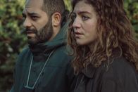 Juliet – Ein Verbrechen im Ferienpark Canteclaer gibt Juliet Dumon (Charlotte De Bruyne) und ihrem Polizeikollegen Jamal Haout (Nabil Mallat) Rätsel auf.