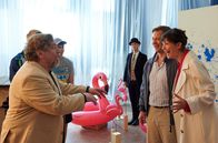 Pan Tau – Tony Escher (Armin Rohde) ist ganz begeistert.
