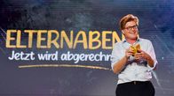 Der Elternabend - Jetzt wird abgerechnet! – Mit dabei: Kabarettist Herr Schröder