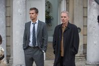 London Fields – Guy Clinch (Theo James, l.); Samson Young (Billy Bob Thornton, r.)