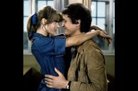Tatort – Die Gymnasiastin Sina (Nastassja Kinski) hat ein heimliches Verhältnis mit ihrem Lehrer Helmut Fichte (Christian Quadflieg).